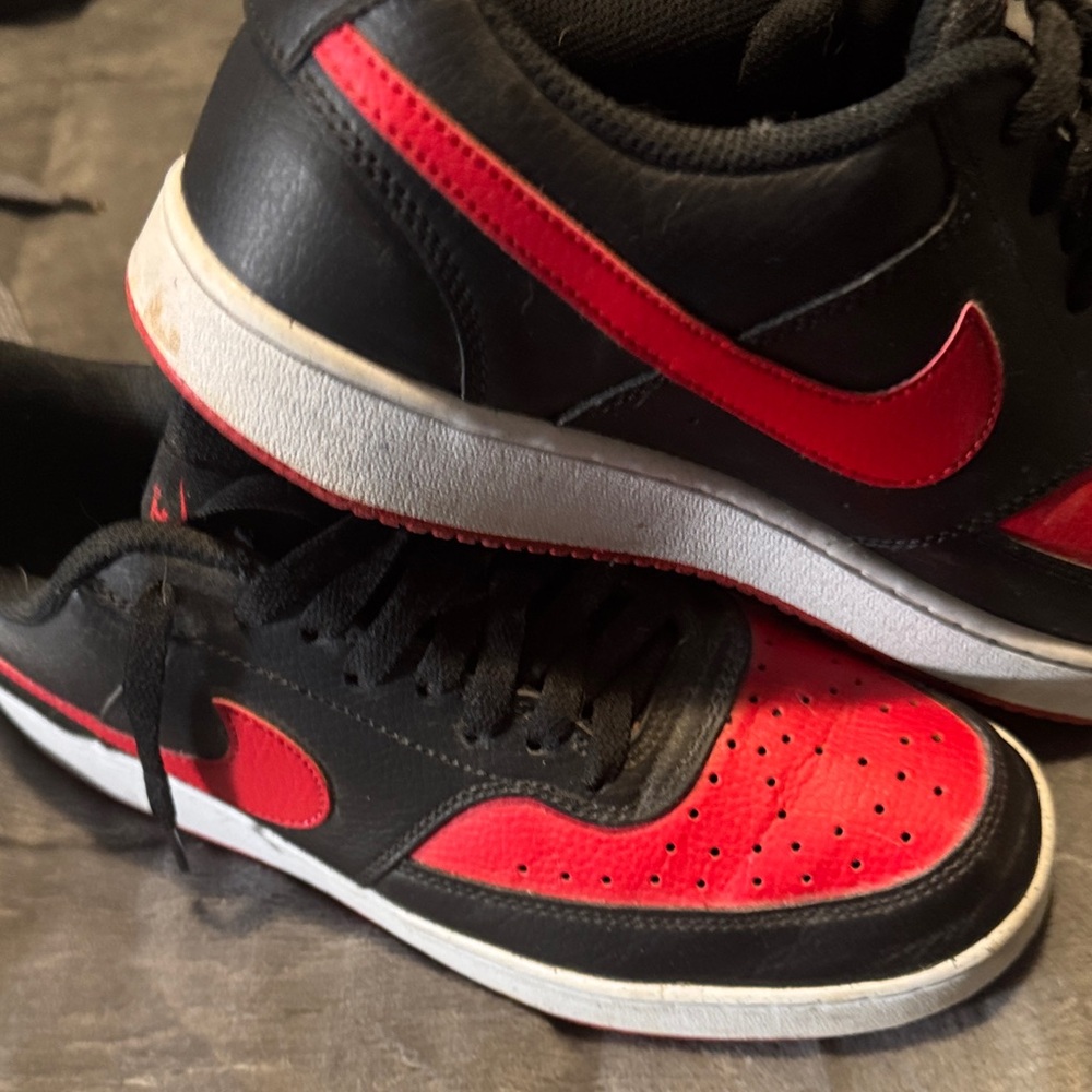 Nike Black and Red Athletic Shoes